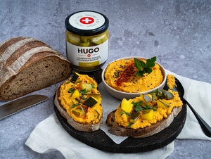 Hummus-Schnitten aus Karotten